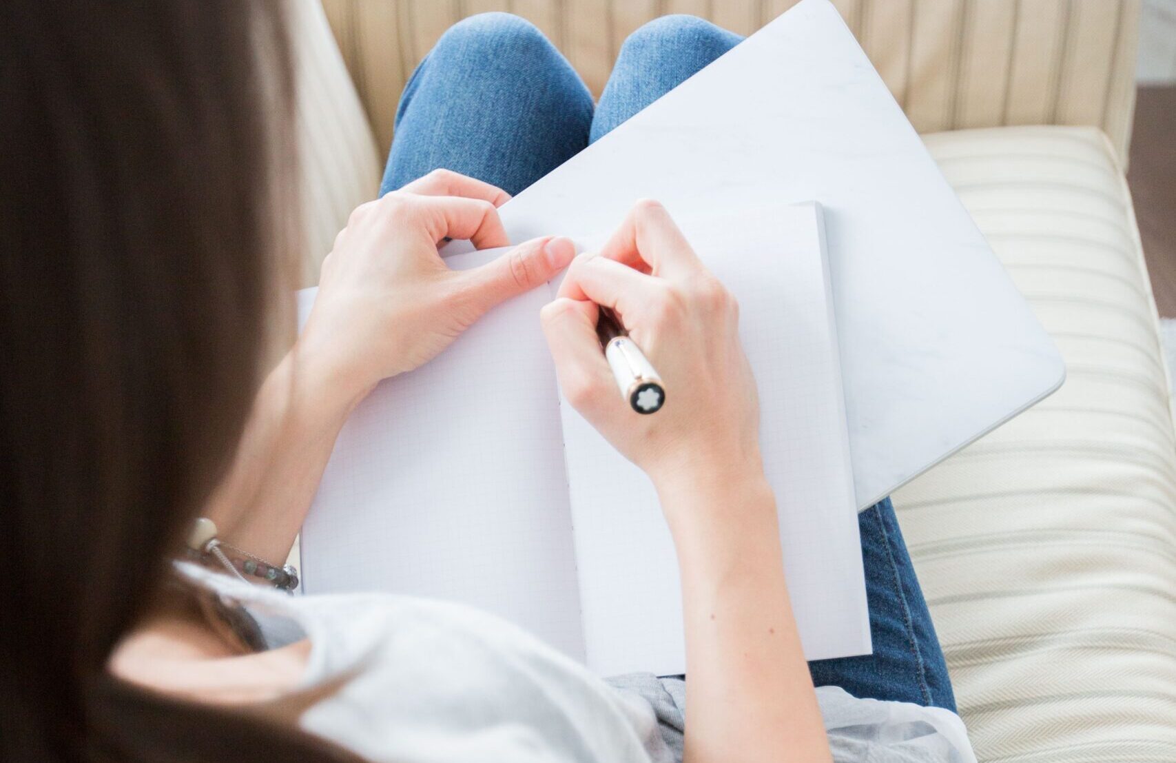 Professional Writing is a must&nbsp;on Newcastle Resumes & Cover Letter&nbsp;Service